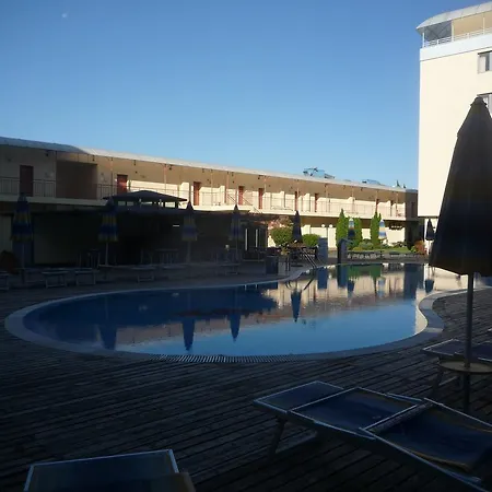 Central Plaza